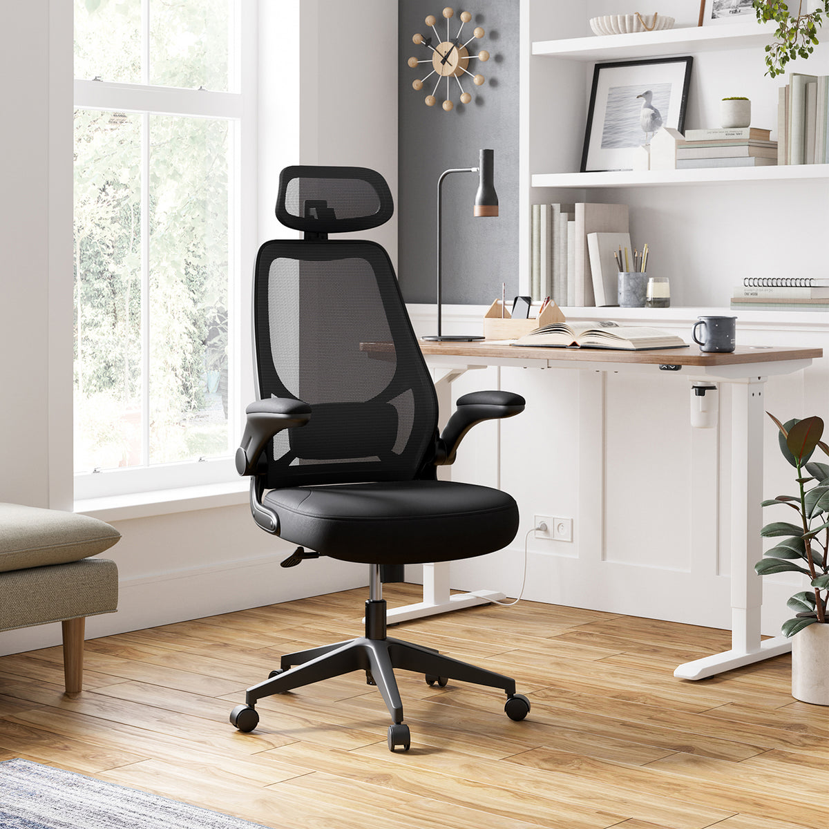 Ergonomiczne krzesło biurowe czarne z regulowanymi podłokietnikami